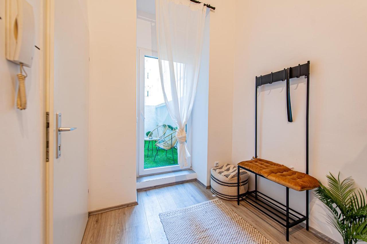 My City Apartment - Vienna Cosy Room ภายนอก รูปภาพ